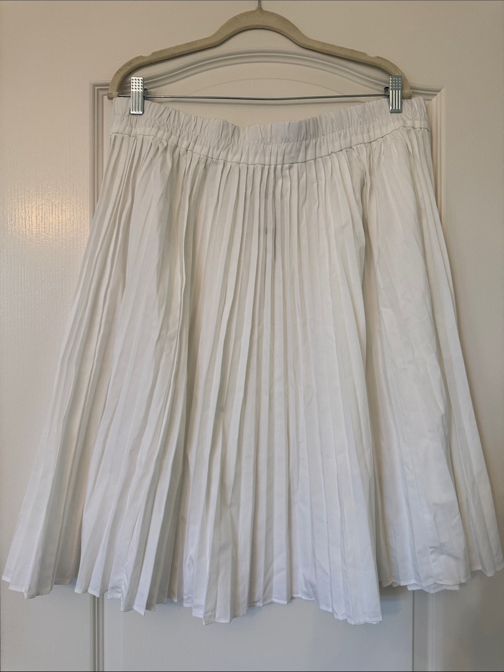 J. Crew White Pleated Cotton Pull On Skirt